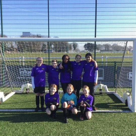 Girls-EFL-cup-1